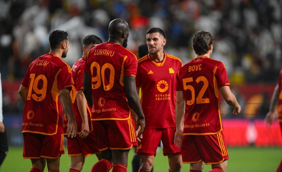 关于赛后欧联传出新动向，罗马更衣室发声，管理层表态——压力陡增，数据趋势出现新变化的信息