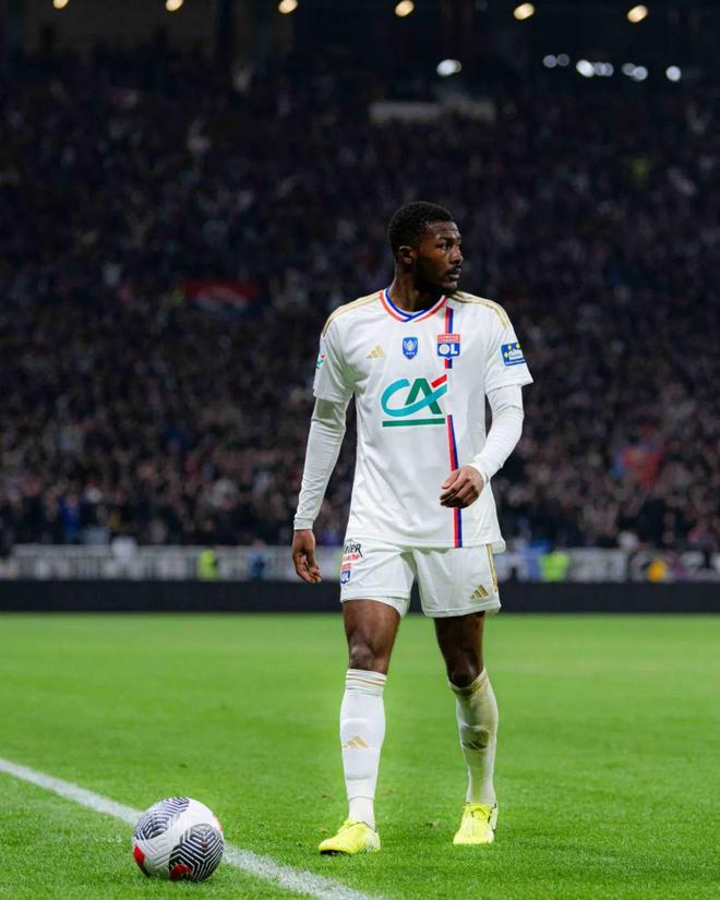 赛前法国杯焦点战,圣安东尼奥马刺造点机会,赛场秩序良好,资深球员宣示担当的简单介绍 赛前法国杯焦点战,圣安东尼奥马刺造点机会,赛场秩序良好,资深球员宣示担当的简单介绍