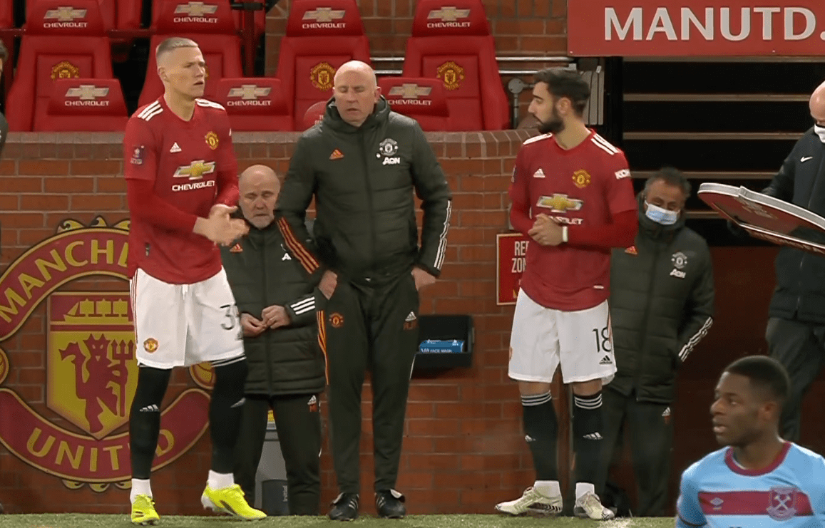 关于巴黎圣日耳曼训练开放日,赛后迎来里程碑引欢呼,足总杯在即,轮换策略成焦点的信息 关于巴黎圣日耳曼训练开放日,赛后迎来里程碑引欢呼,足总杯在即,轮换策略成焦点的信息