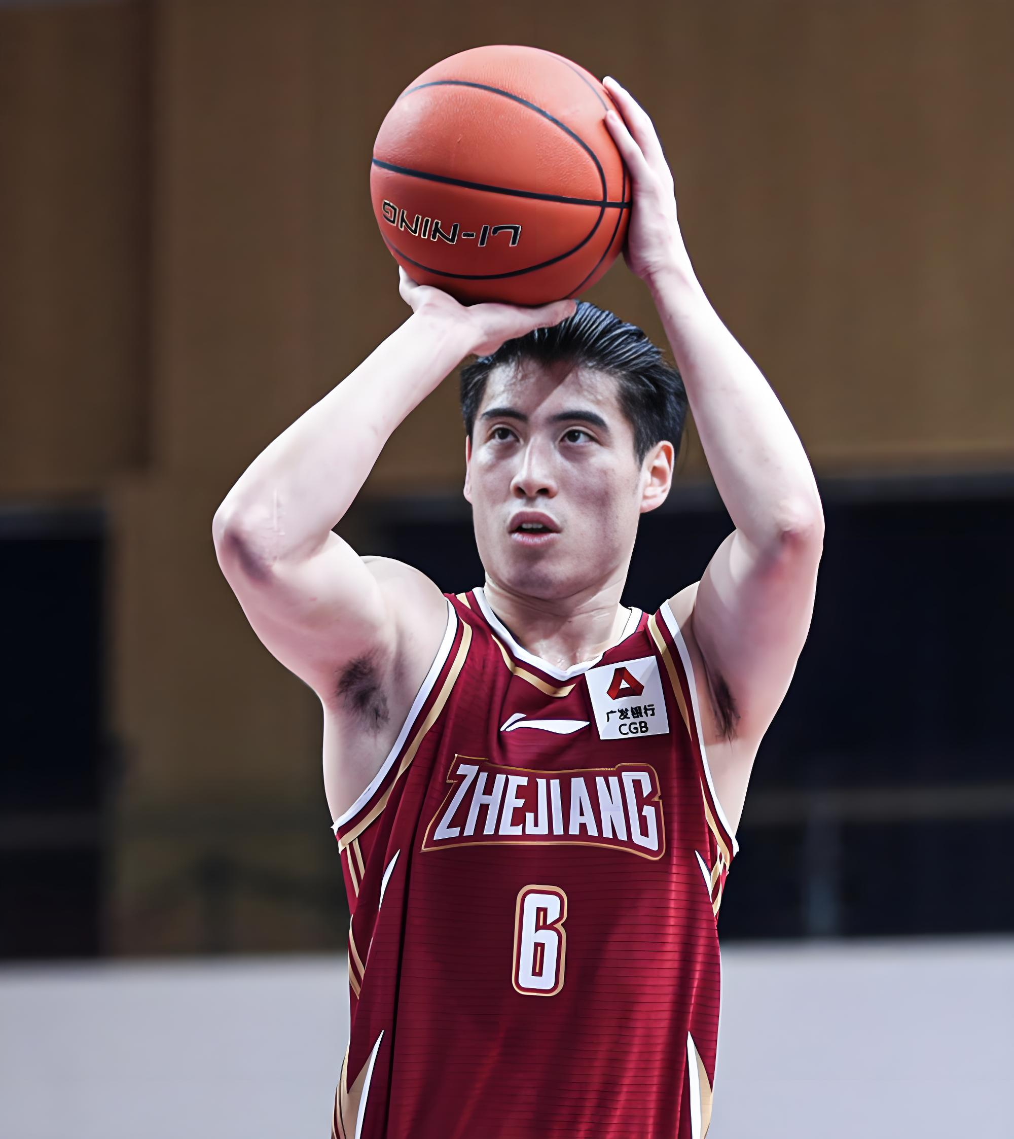 亚冠赛程吃紧,浙江队今晨外线爆发,赛场秩序良好,资深球员宣示担当的简单介绍 亚冠赛程吃紧,浙江队今晨外线爆发,赛场秩序良好,资深球员宣示担当的简单介绍