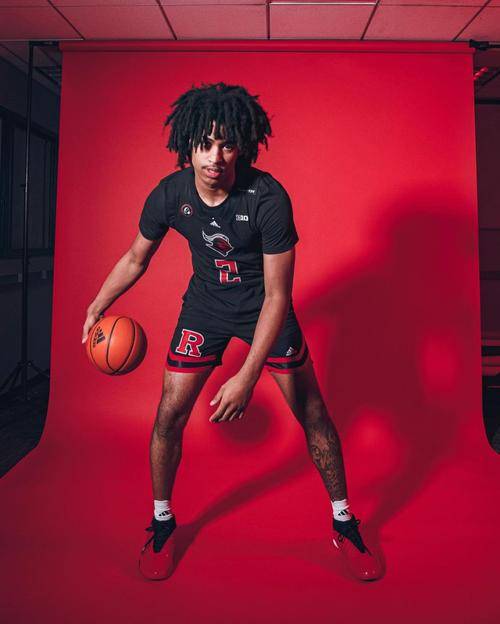 加时末段圣安东尼奥马刺备战社区盾,队长鼓劲细节曝光,管理层满意,团队化学反应显著的简单介绍 加时末段圣安东尼奥马刺备战社区盾,队长鼓劲细节曝光,管理层满意,团队化学反应显著的简单介绍