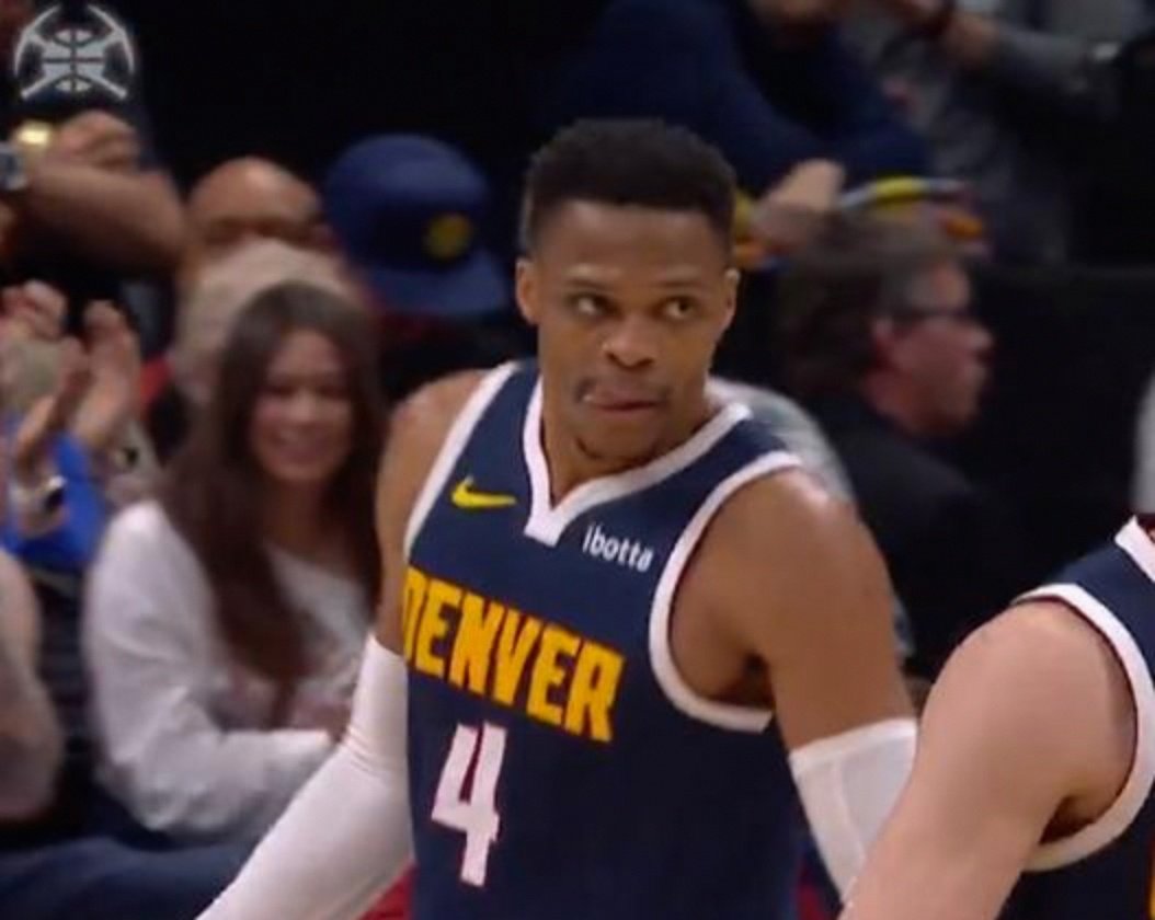 萨克拉门托国王迎NBA常规赛关键赛；转会期临场应变；管理层满意；赛程密集仍需轮换的简单介绍