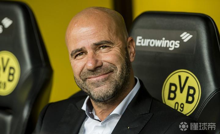 包含集结日德甲传出新动向，阿贾克斯调整名单，管理层表态：更衣室稳定，高层口径保持一致的词条